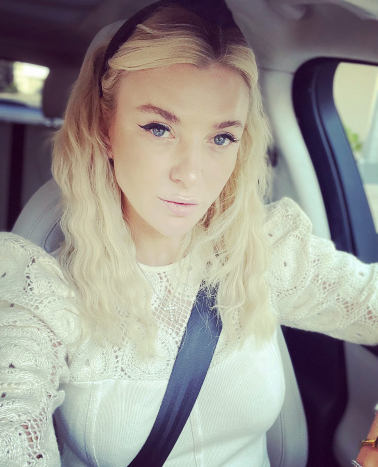 Olena Danilevich, blonde transformation specialist